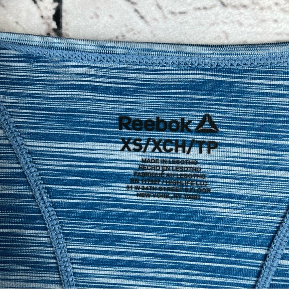 Reebok Long Sleeve Fitted Workout Top, Size XS - Picture 4 of 6